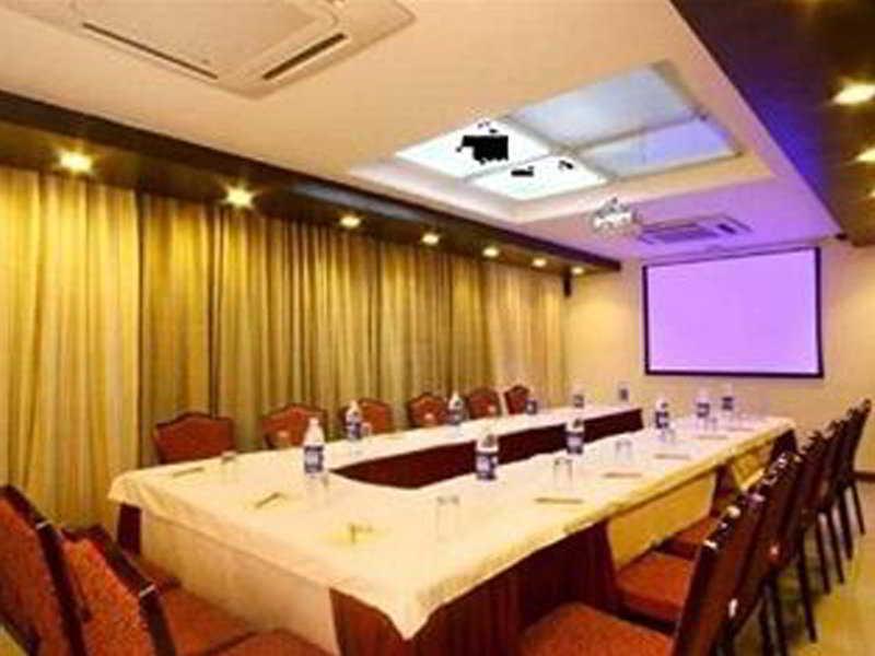 Hotel Mandakini Ambience Pune Dış mekan fotoğraf